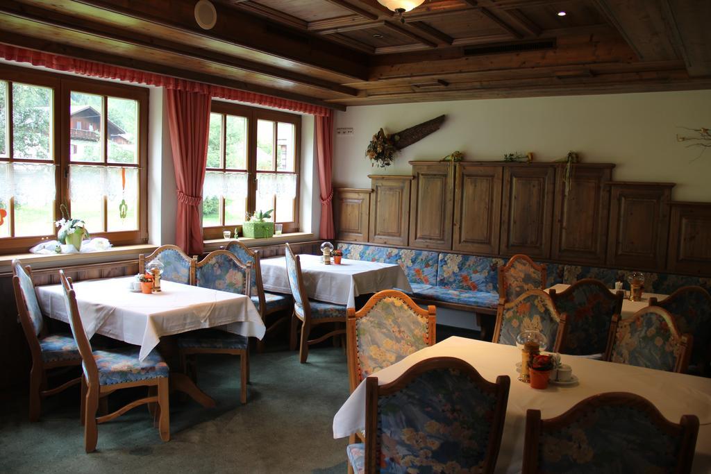 Hotel Winklerhof Holzgau Buitenkant foto