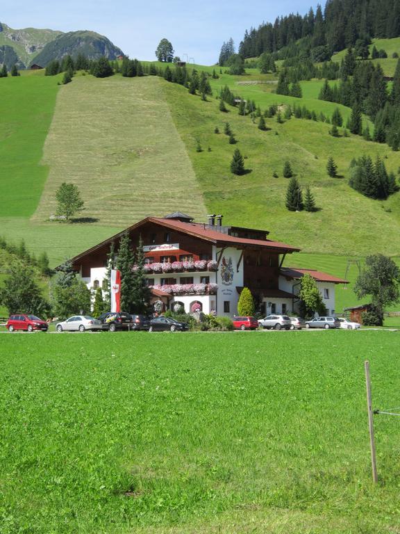 Hotel Winklerhof Holzgau Buitenkant foto